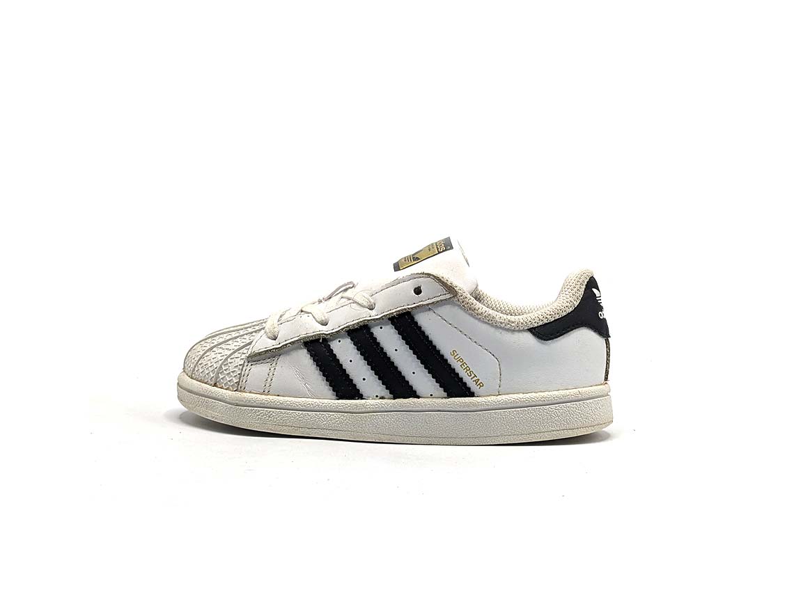 Adidas Superstar