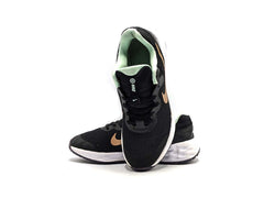Nike Revolution 6
