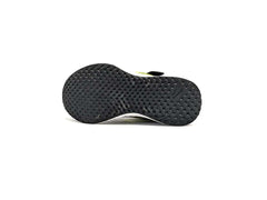 Nike Revolution 5