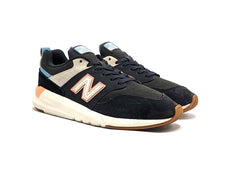 New Balance 009 V1 Trainers