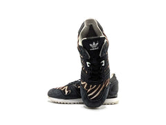 Adidas ZX 700