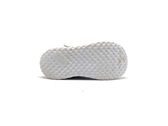 Nike Revolution 5