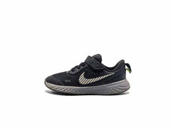 Nike Revolution 5