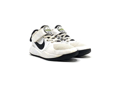 Nike Team Hustle D 9