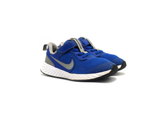 Nike Revolution 5