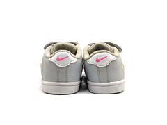 Nike Pico 5
