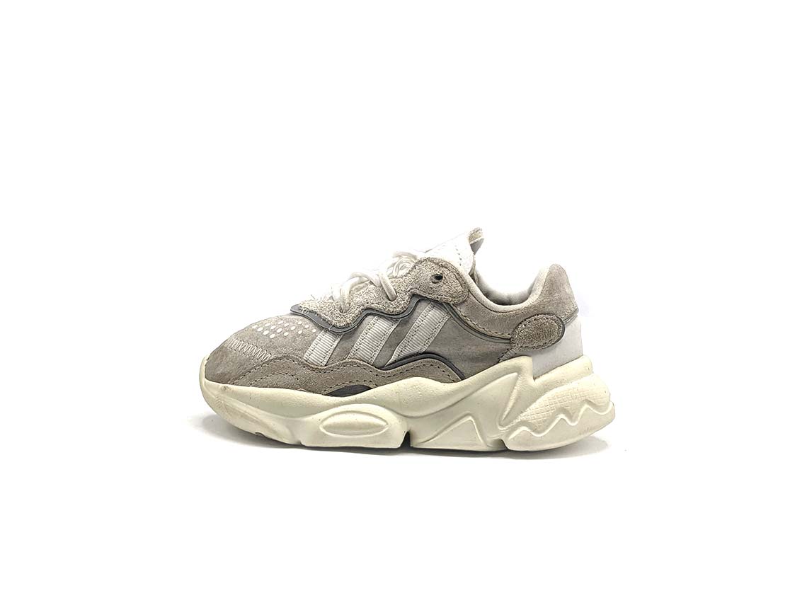 Adidas OZWEEGO