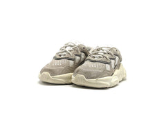 Adidas OZWEEGO