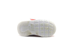 Nike Tanjun