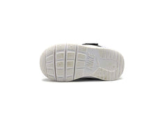 Nike Tanjun