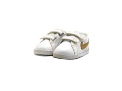Nike Court Royale