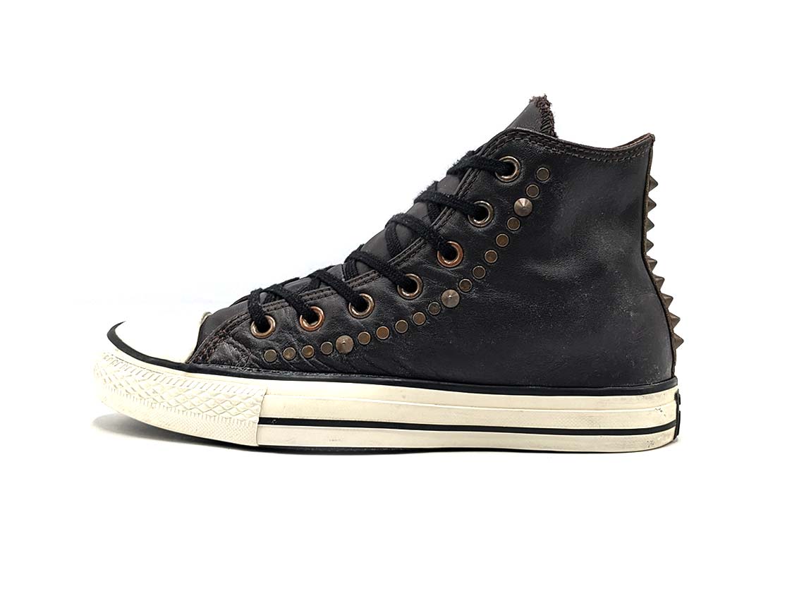 Converse Barbados spikes