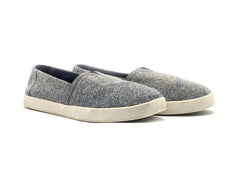 Toms