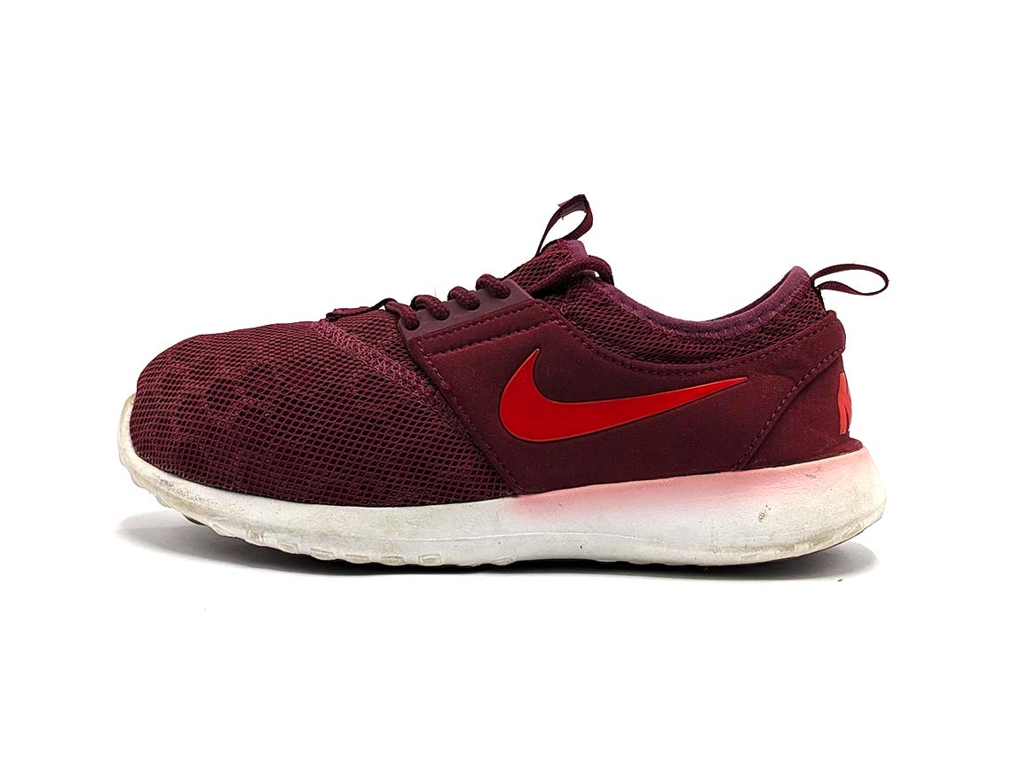 Nike Burgundy Knit