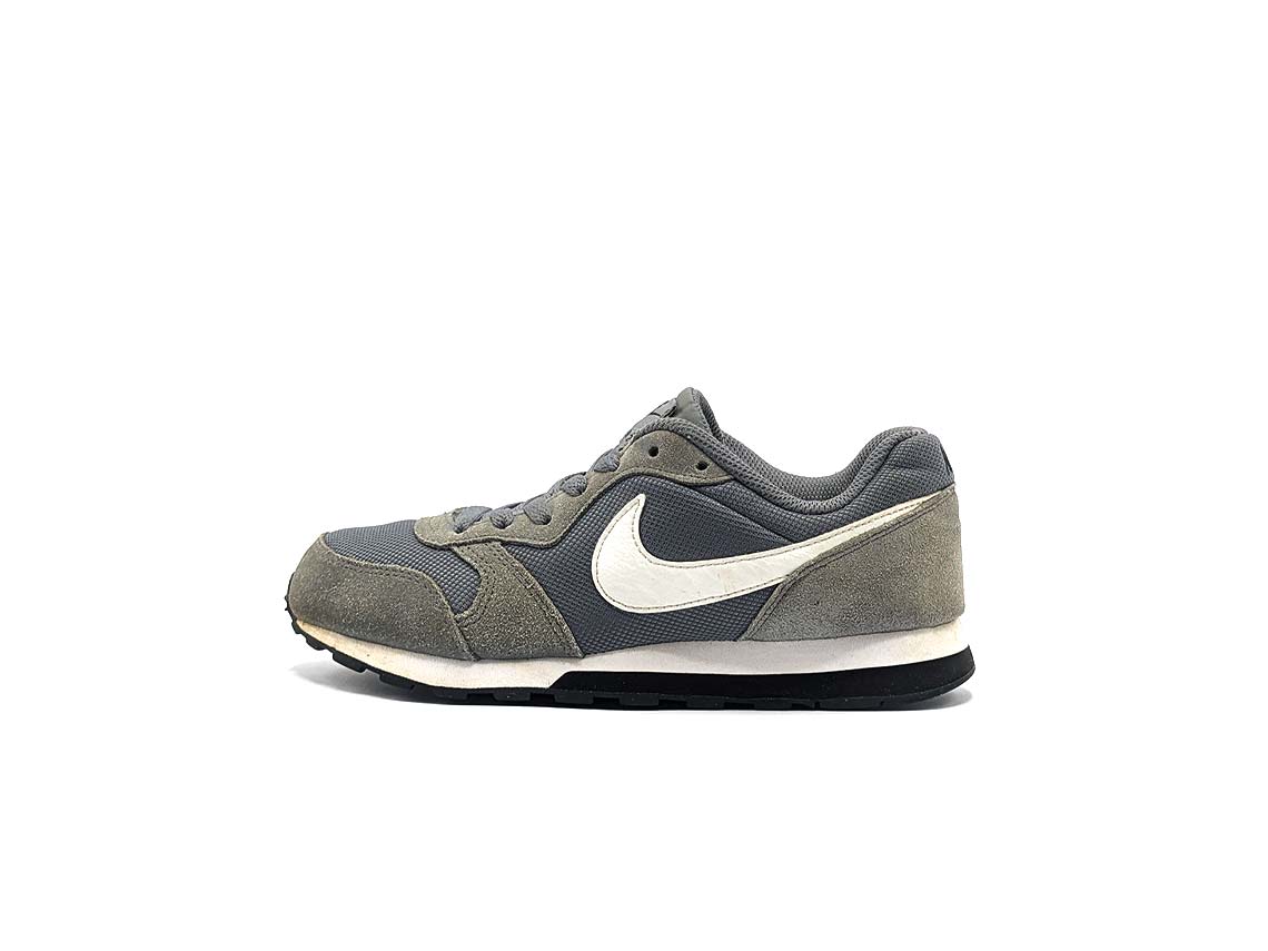 Nike MD Runner 2