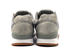 New Balance 996