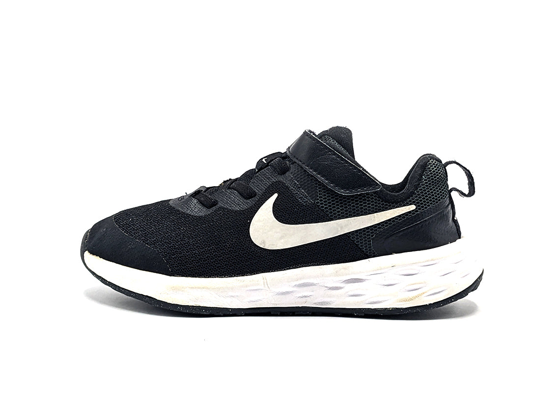 Nike Revolution 5 Youth