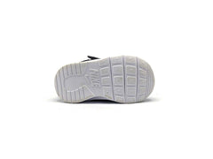 Nike Tanjun