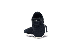 Nike Tanjun