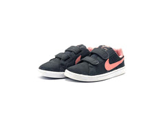 Nike Court Royale