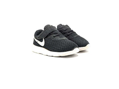 Nike Tanjun