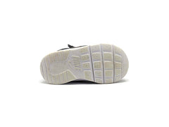 Nike Tanjun