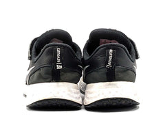 Nike Revolution 5