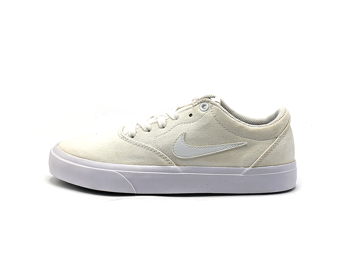 Nike SB Charge