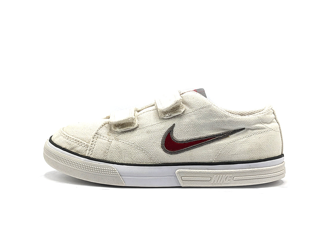Nike Court Royale