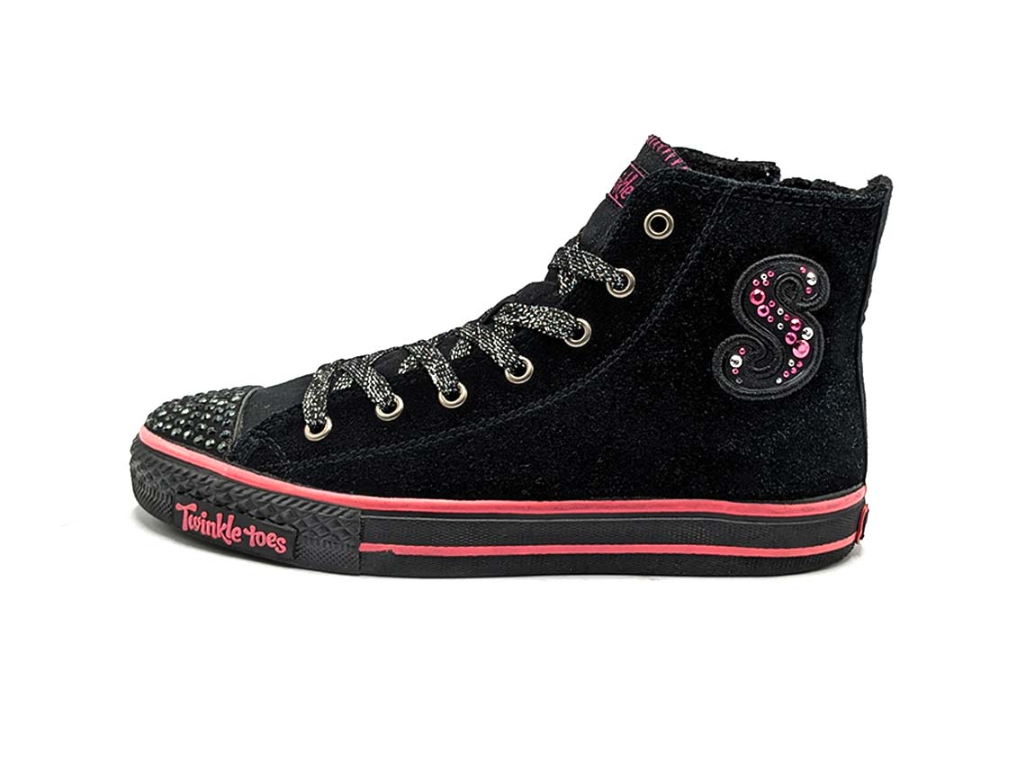 Skechers summits High Range