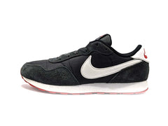 Nike MD Valiant