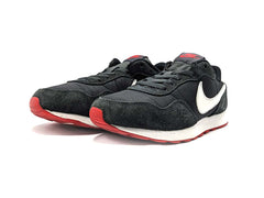 Nike MD Valiant