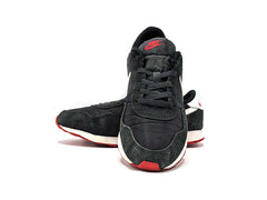 Nike MD Valiant