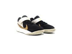 Nike Team Hustle