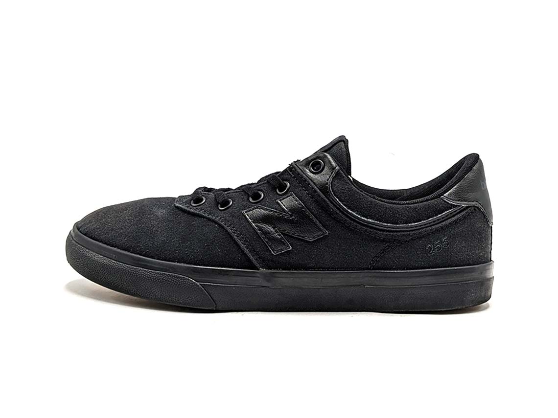 New Balance 255