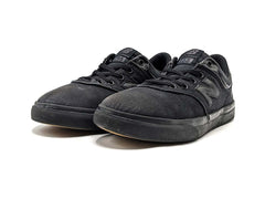New Balance 255