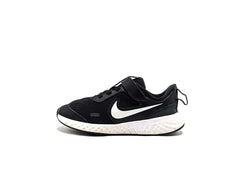 Nike Revolution 5
