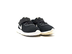 Nike Tanjun