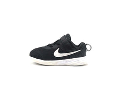 Nike Revolution 6