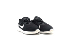 Nike Revolution 6