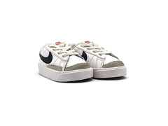 Nike Blazer Low 77