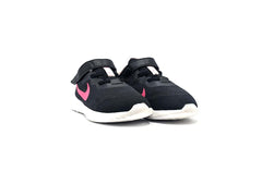 Nike Revolution 6