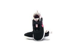 Nike Revolution 6