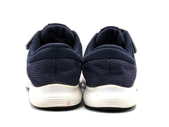 Nike Revolution 4