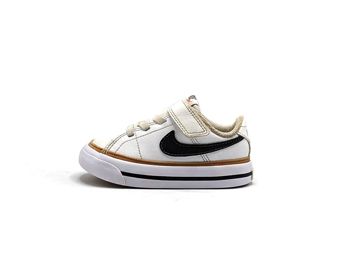 Nike Court Legacy