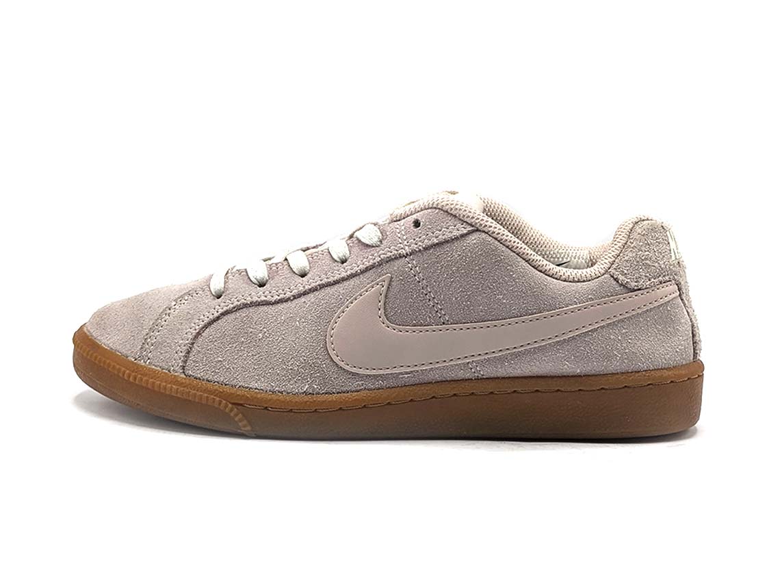 Nike Court Royale