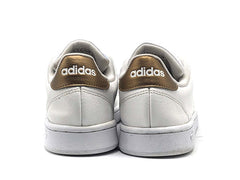 Adidas Advantage