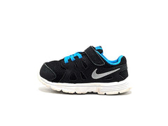 Nike Revolution 2