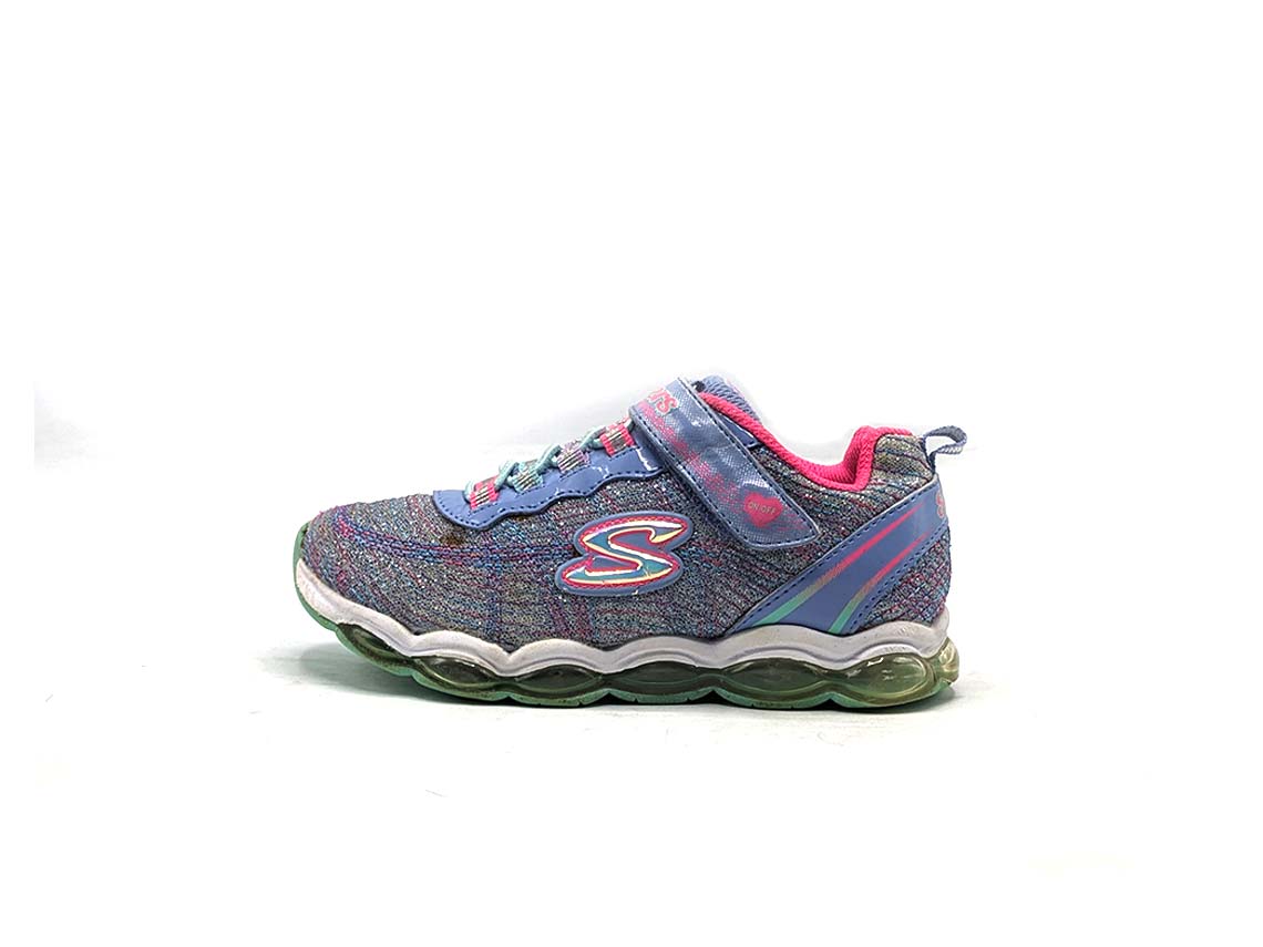 Skechers