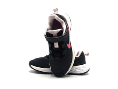 Nike Revolution 6